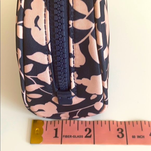 NWT! Kate Spade small dome nylon Cosmetic Bag - Picture 4 of 9